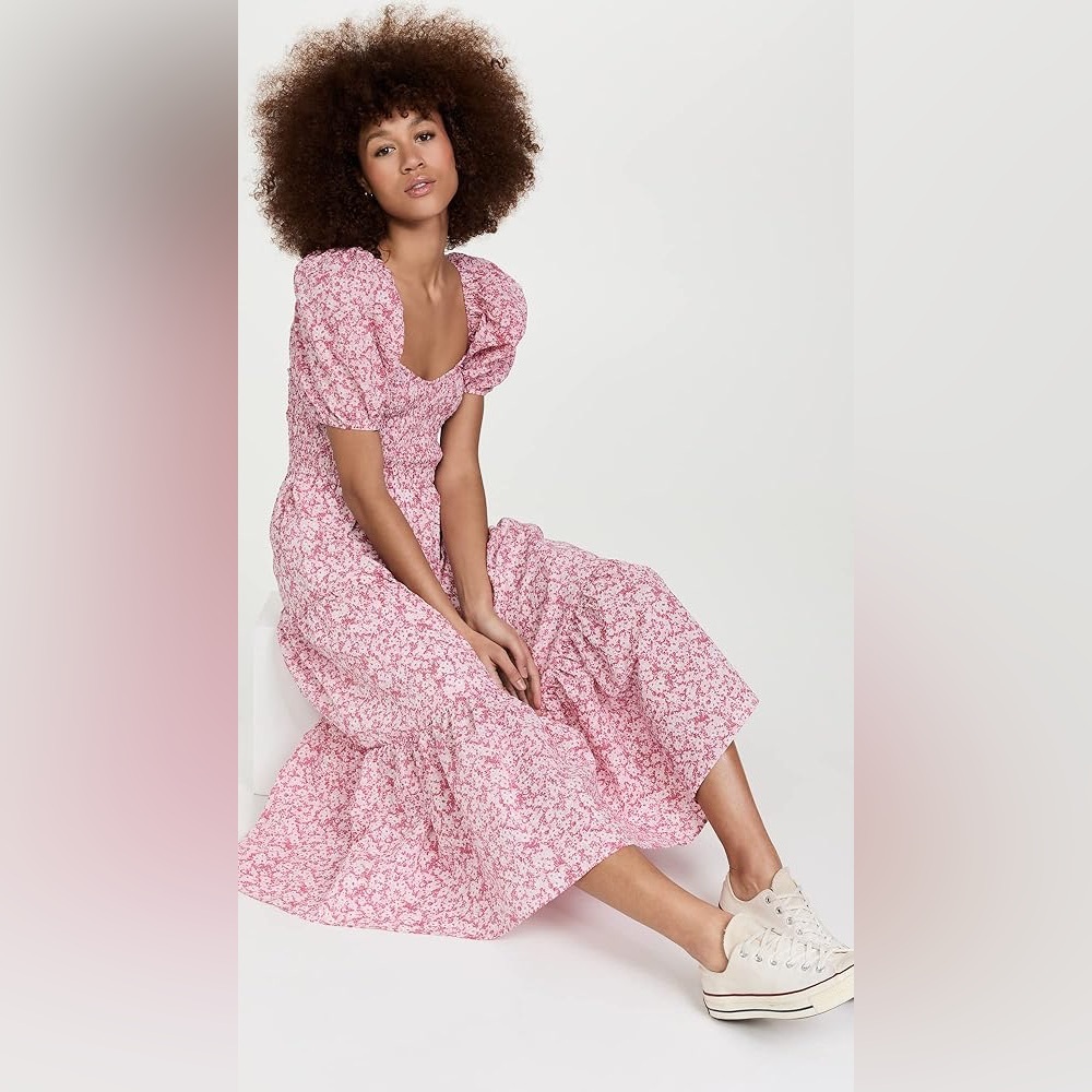 Moon River Smocked Floral Pink Puff Sleeve Dress